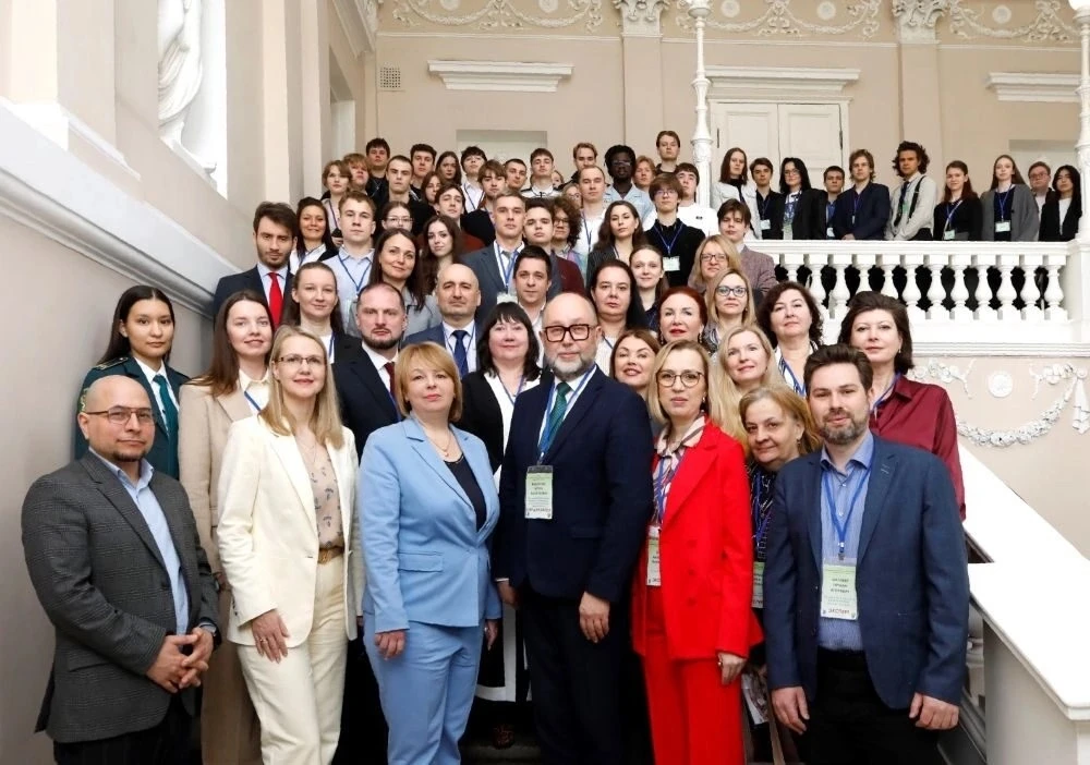 💼 Делегация Института технологий предпринимательства и права ГУАП приняла участие в Форуме «Таможен