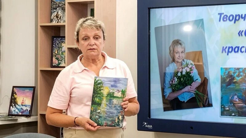 В ДЕТСКОЙ БИБЛИОТЕКЕ ПРОХОДИТ ВЫСТАВКА УСТЬ-КАТАВСКОЙ ХУДОЖНИЦЫ С ГОРЯЩИМИ ГЛАЗАМИ (6+)