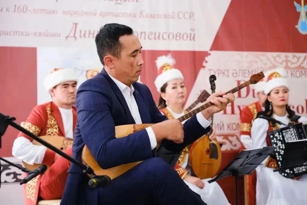 Новые специалисты пополнили кадровый состав детской школы искусств Володарского района