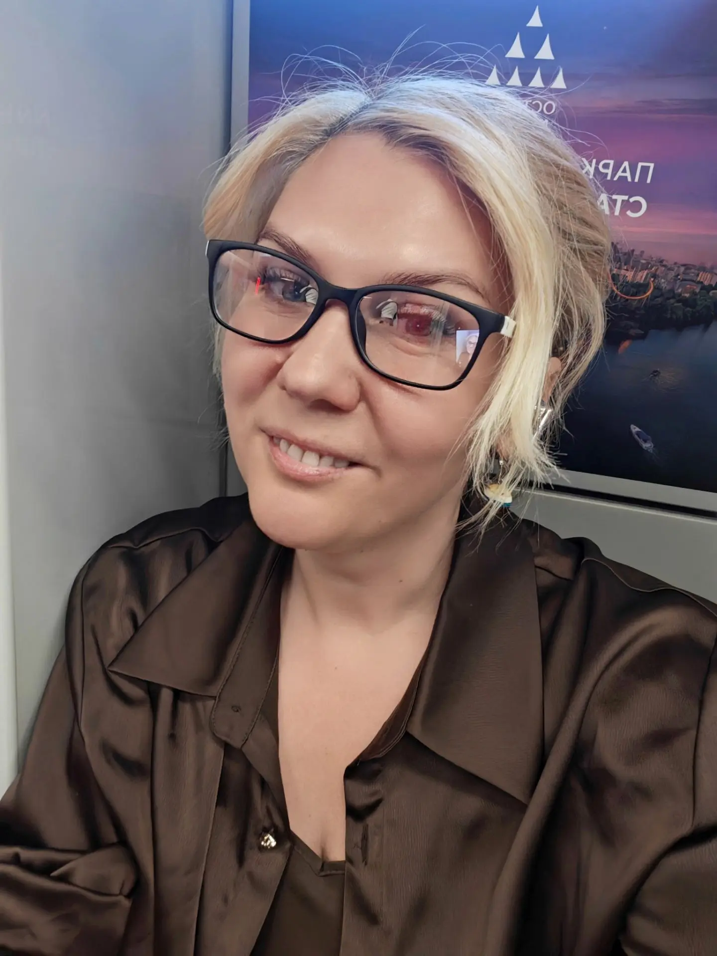 Прочла шутку. Хохочу.