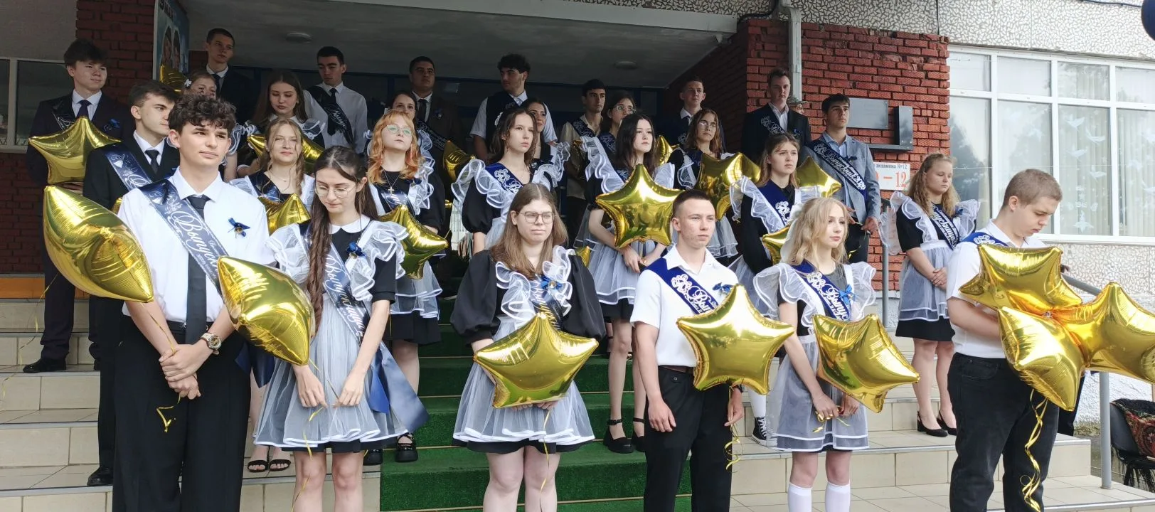 🔔 Звонок отзвучал, но эхо останется в сердце навсегда!