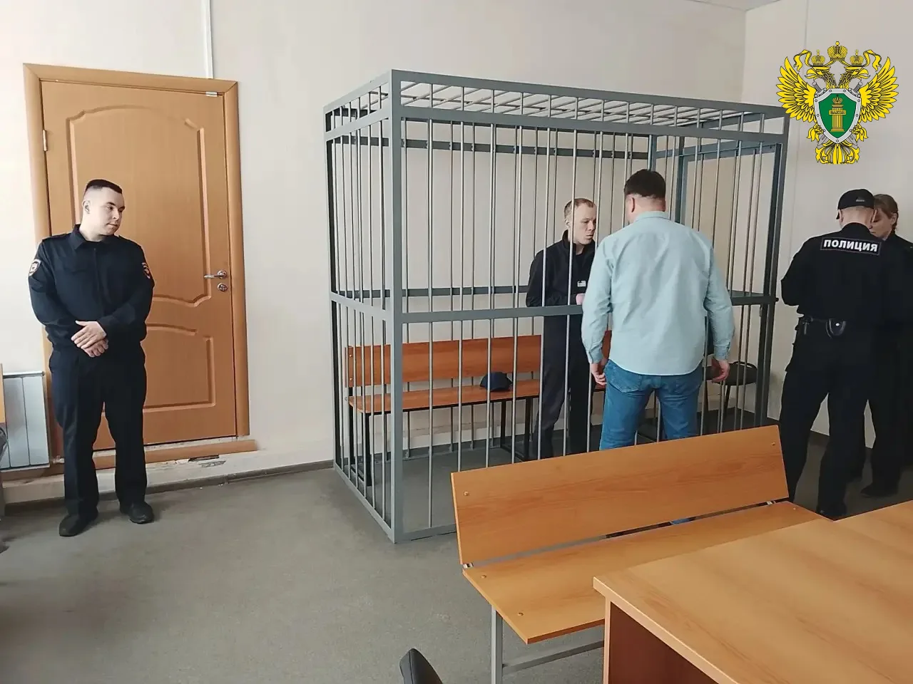 💳 В Екатеринбурге вынесен приговор ранее судимому местному жителю за хищение денежных средств с найд
