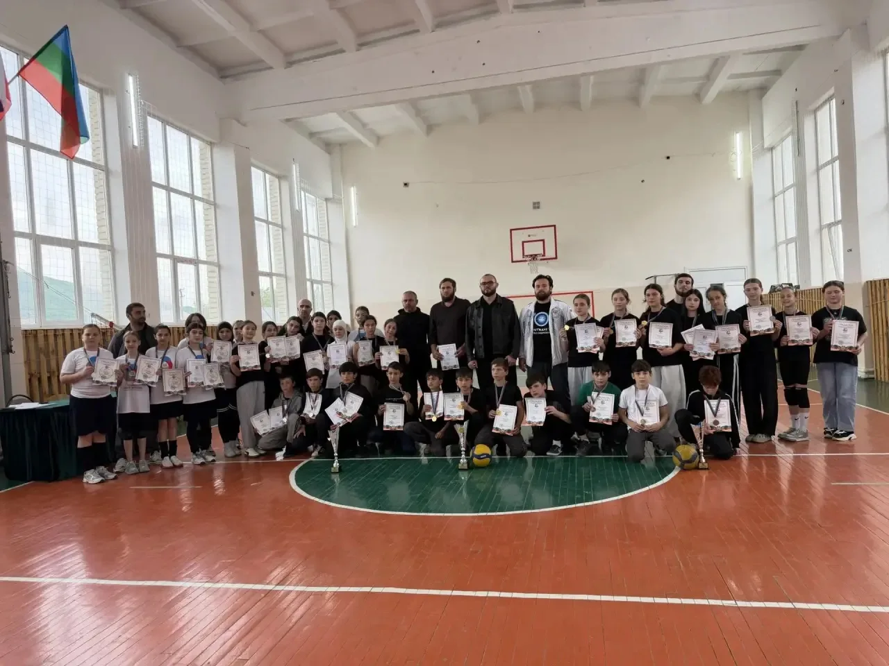 ⚡По результатам турнира по волейболу сегодня  🥉 3 место — у команды «МБОУ Лицей №1 г. Усть-Джегуты».