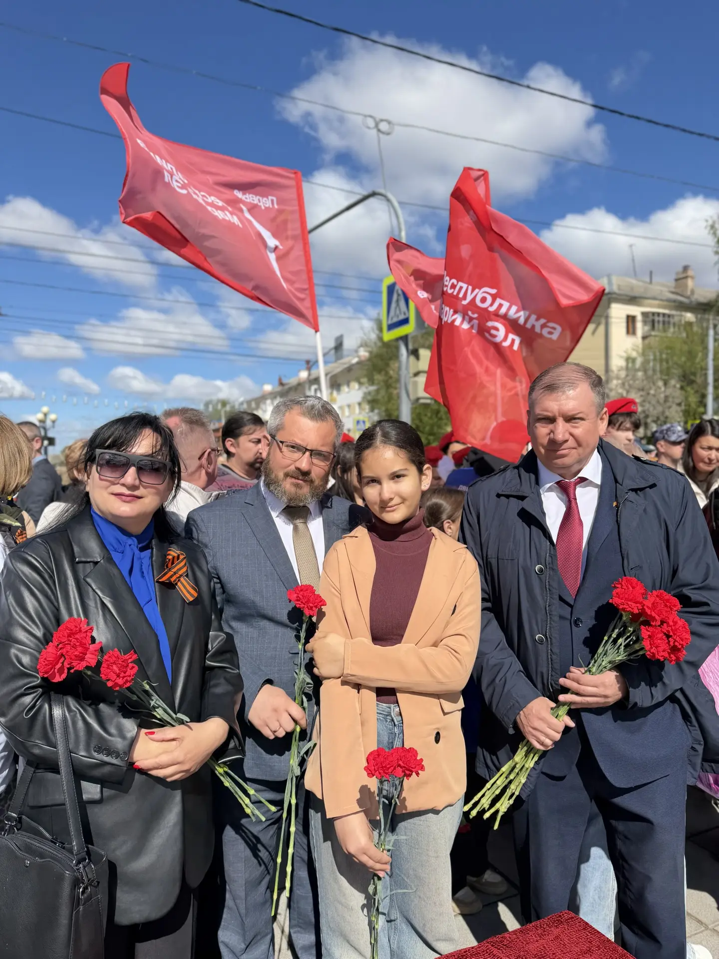 🇷🇺9 Мая – праздник, который объединяет поколения и наполняет наши сердца гордостью!  Сегодня мы покл