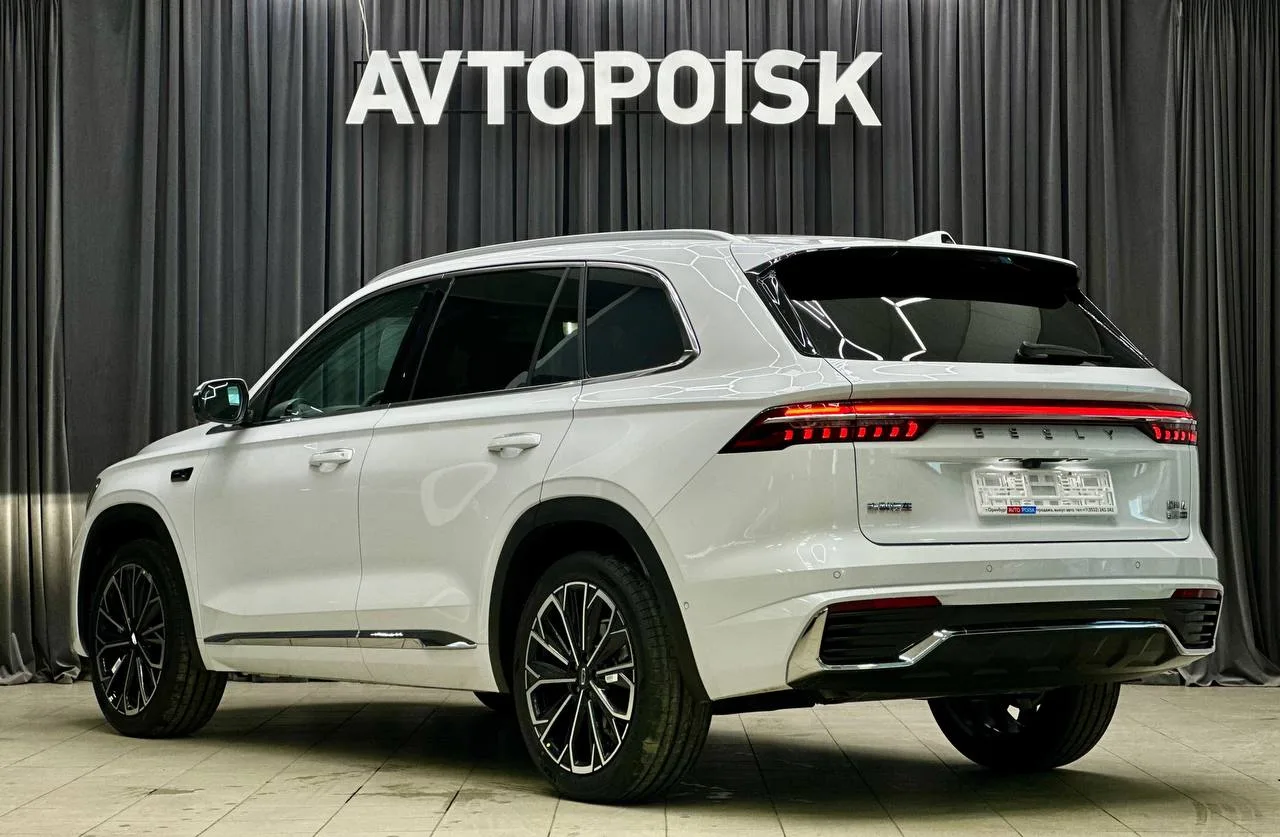 НОВЫЙ Geely Monjaro 🔥  МАКСИМАЛЬНАЯ комплектация   — 2025 год; — Двигатель 2.0, 238 л.с.; — Автомат;