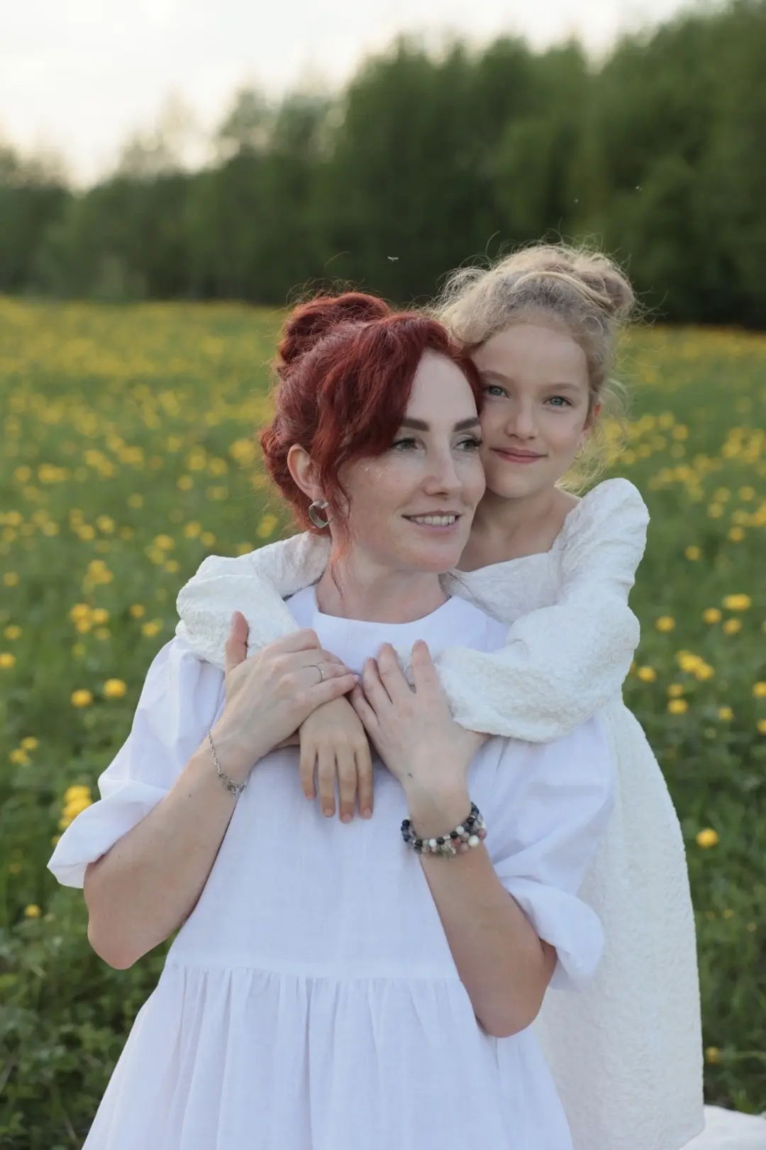 Доброе утро! Мы вчера сходили на семейную фотосессию в горадзулях☺️  Фотосессии всей семьей - редкая