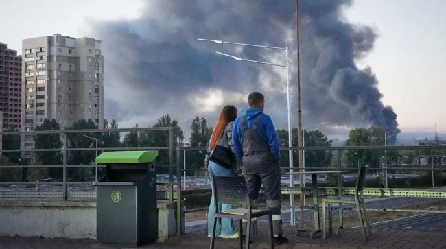 В Киеве обесточены насосные станции водопровода, сообщил Кличко