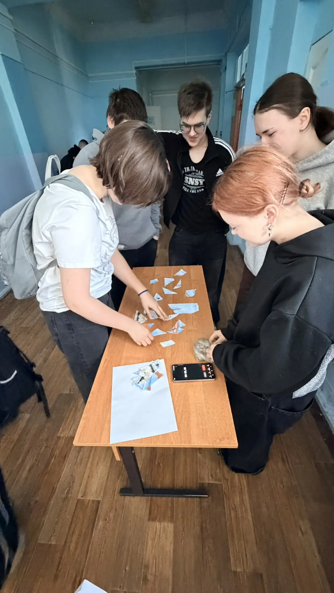 Крымская весна в нашей школе 🌸  Как здорово, что перемены бывают не только шумными, но и творческими
