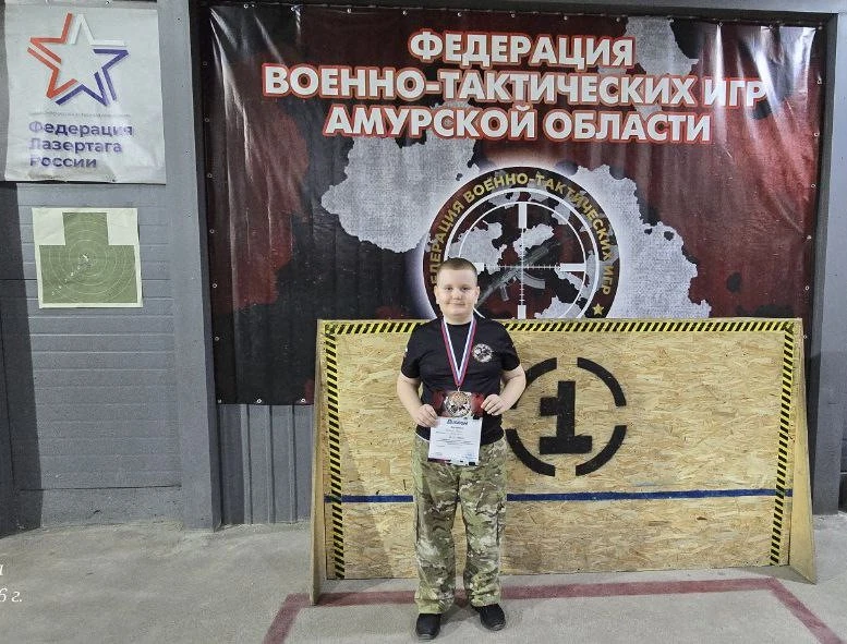 🎉 Совсем недавно закончились зимние каникулы, и Горбань Сергей из 3 Б класса завершил их яркими соре