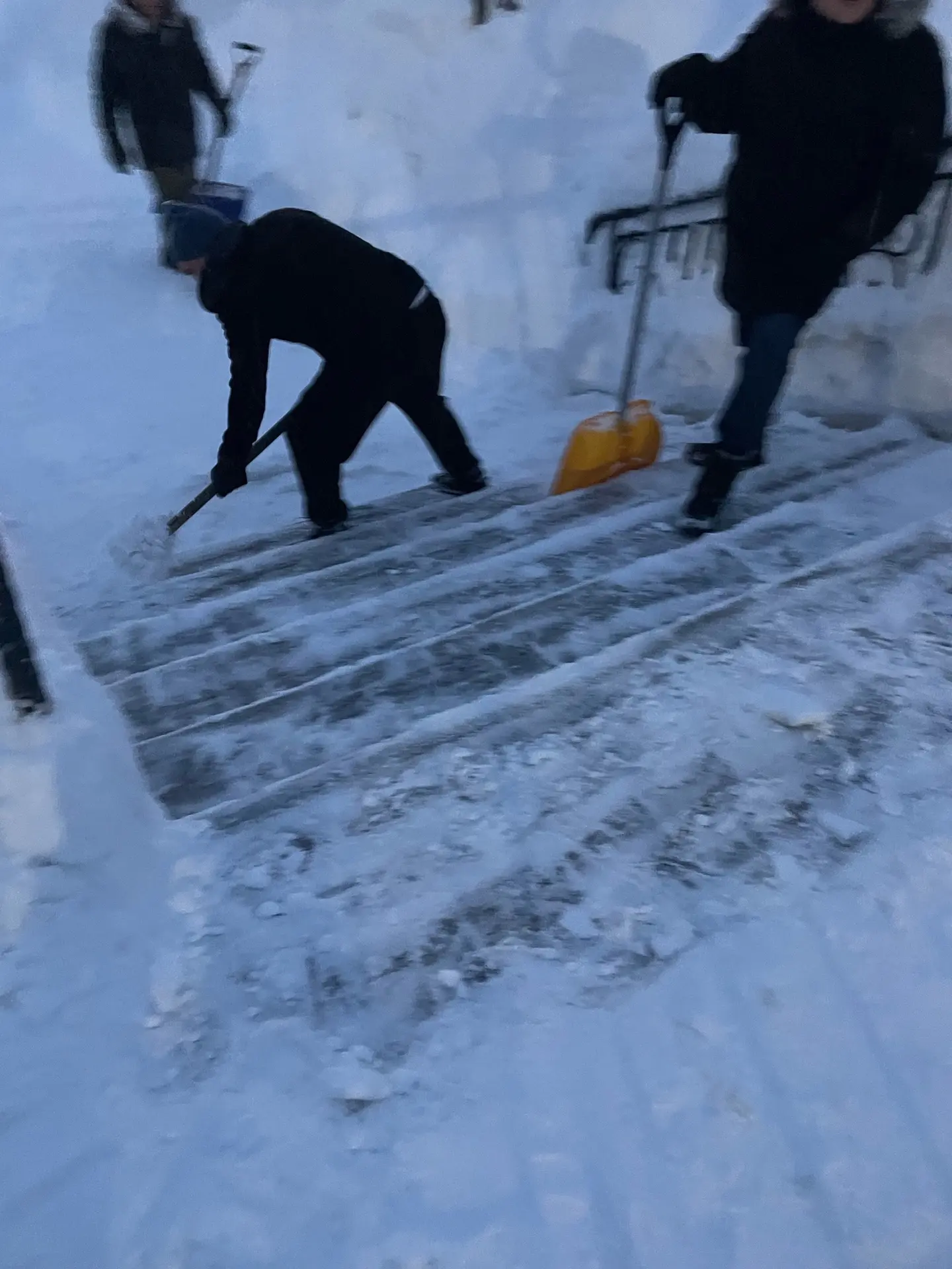 ОГРОМНАЯ БЛАГОДАРНОСТЬ!!! Анатолий, Владимир, Дмитрий, Илья, Евгений, Дмитрий, Андрей, Павел, Алекса