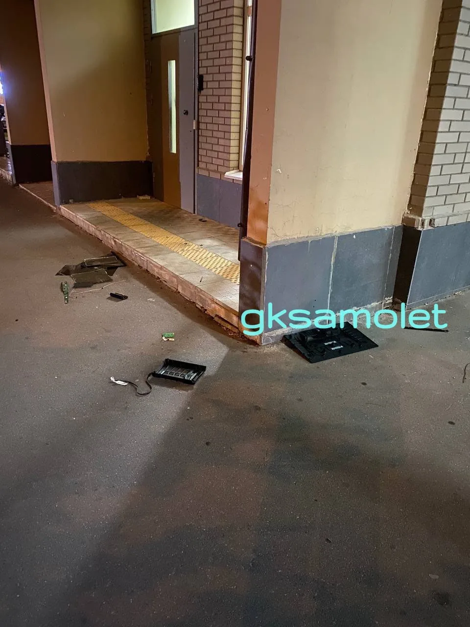 🙅‍♂️На Камова кто-то выкинул плазму из окна.