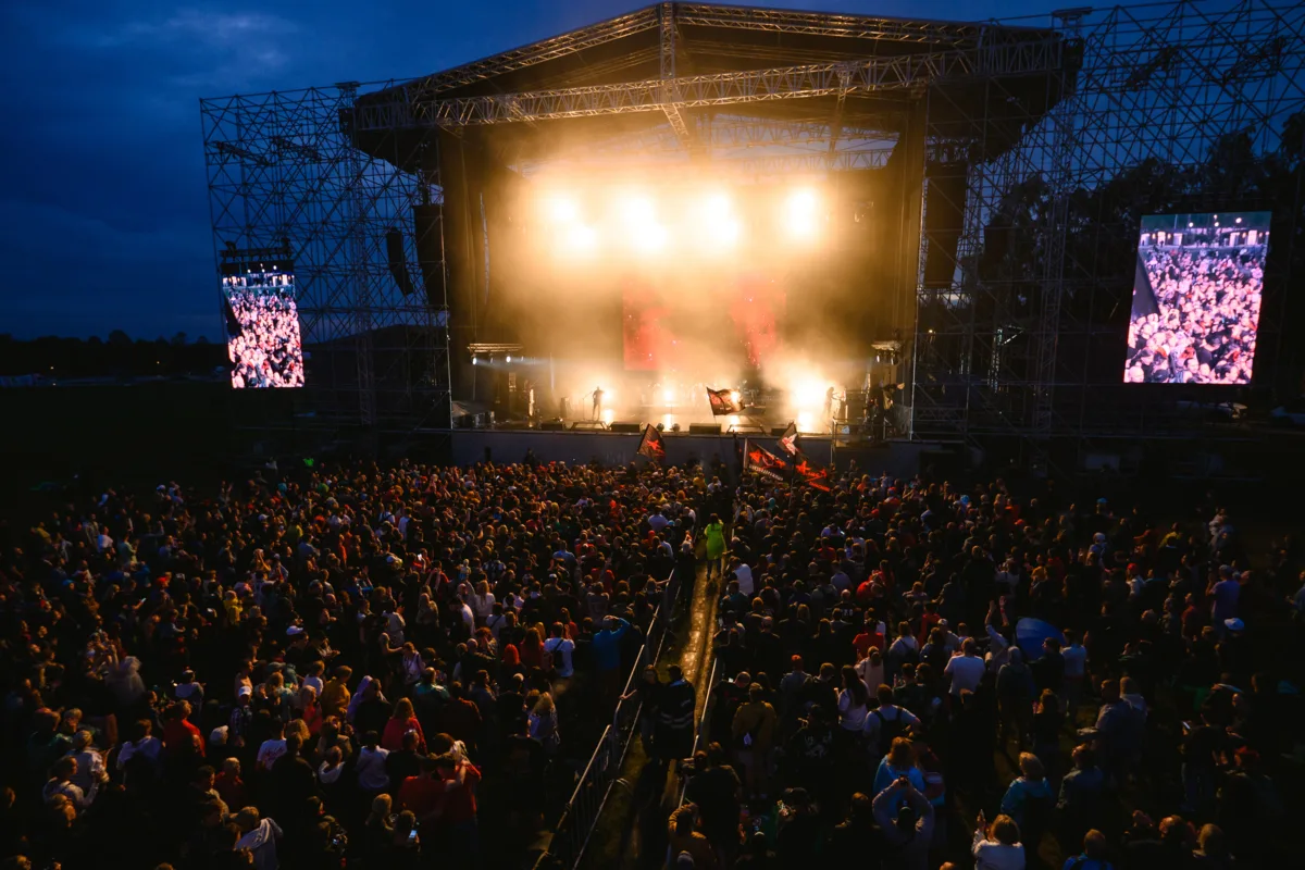Dobrofest 2026 закончился. Теперь можно его пересматривать.

Начинаем публиковать официальные фото