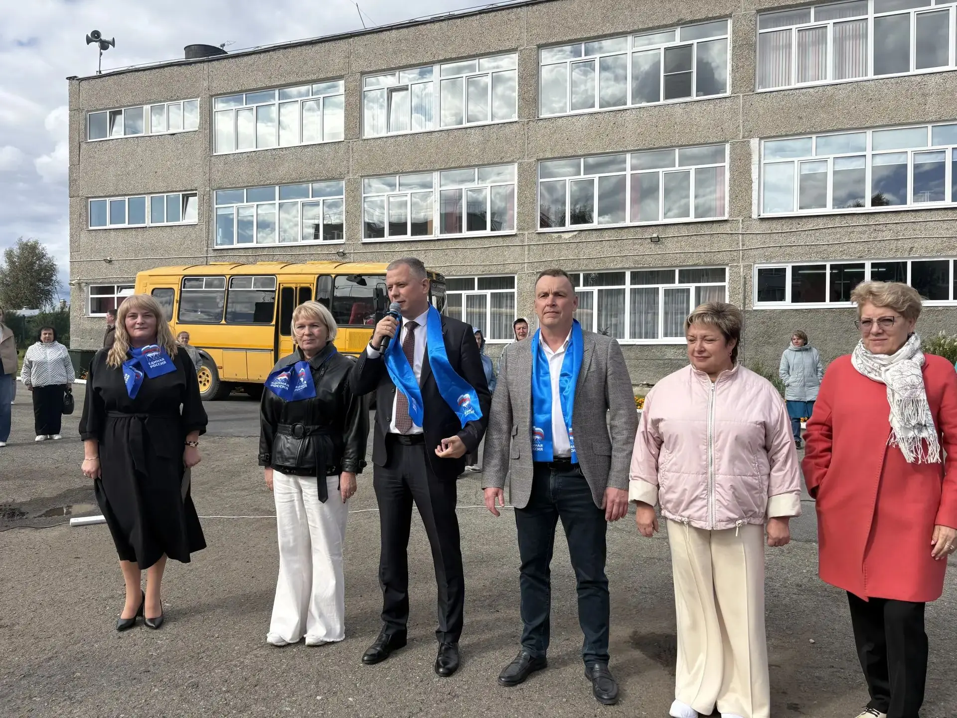 Вчера в торжественной и праздничной обстановке, в ДЕНЬ МИКРОРАЙОНА "ЦЕНТРАЛЬНЫЙ", на те...