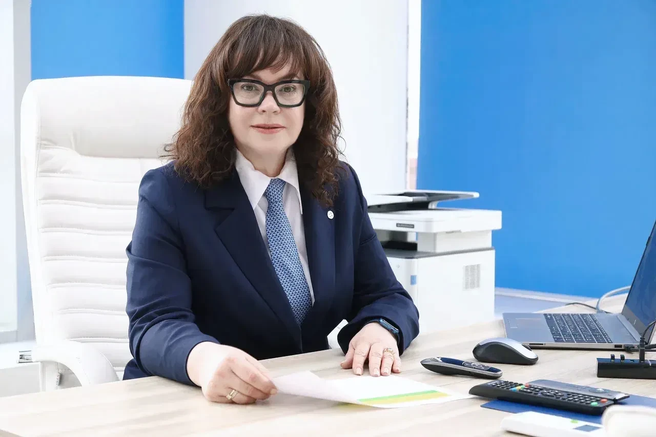 Уважаемые педагоги, ученики, родители!
 
Рады представить вам нашего нового руководителя — Ольгу Але