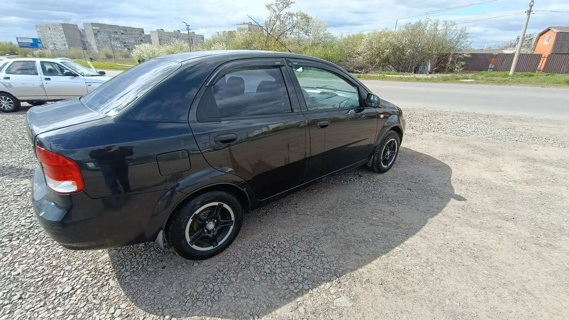 Продам, Шевролет авео, 2005 год, двигатель 1.5. Пробег 155000. По технической части все...