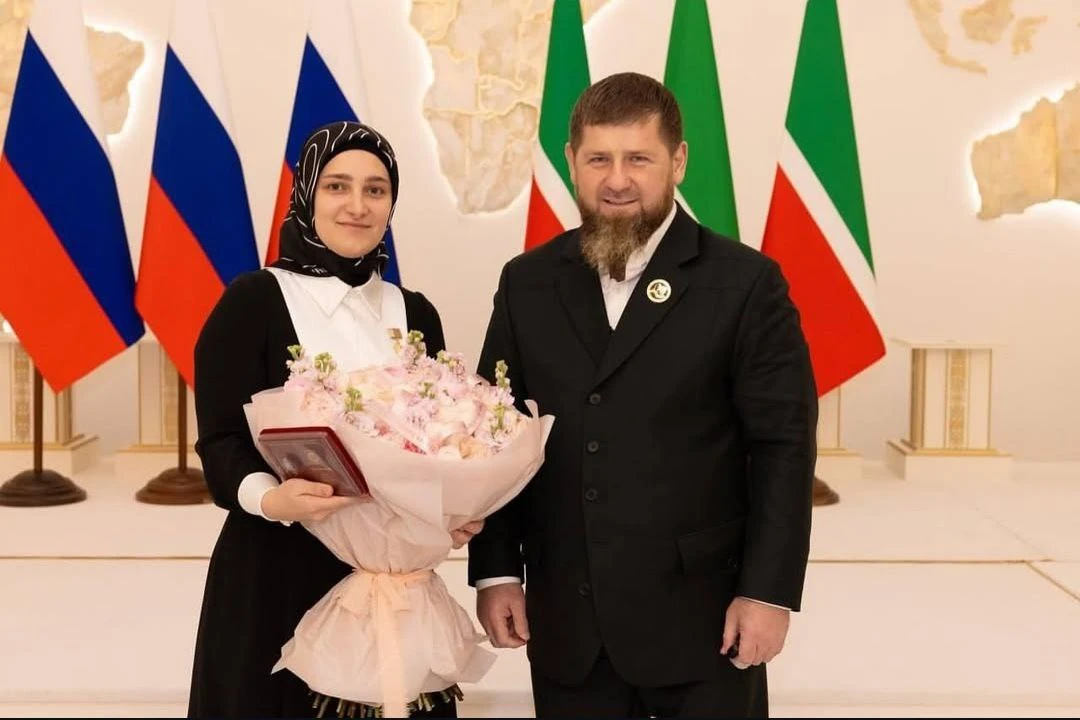 Дорогие друзья!  Сотрудники Администрации Главы и Правительства ЧР в лице Руководителя Галаса Таймас