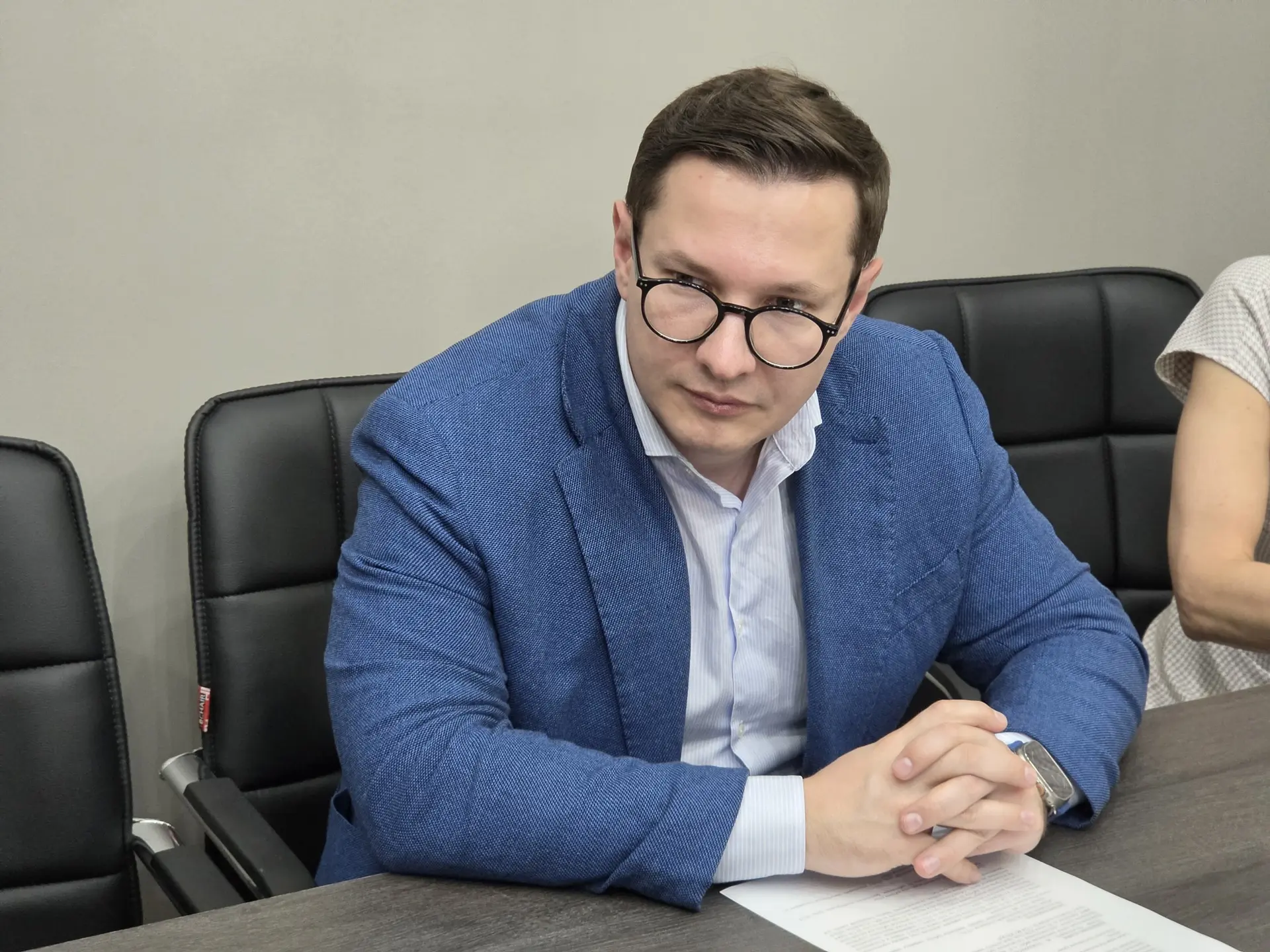 🏥 Капитальный ремонт терапевтического корпуса Луховицкой больницы обсудили в стенах ад...