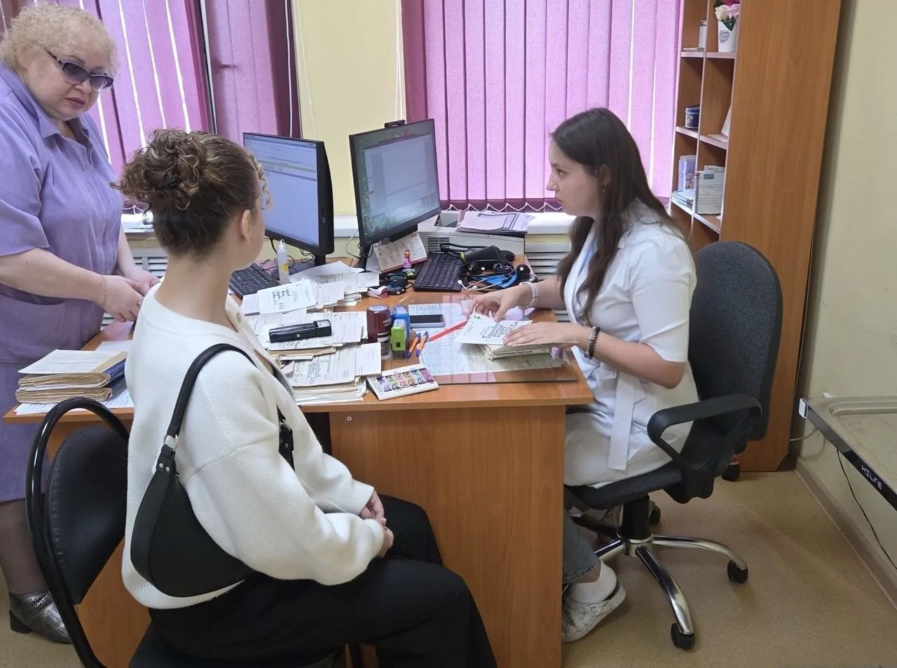 С 1 сентября юные спортсмены могут пройти диспансеризацию в Великих Луках