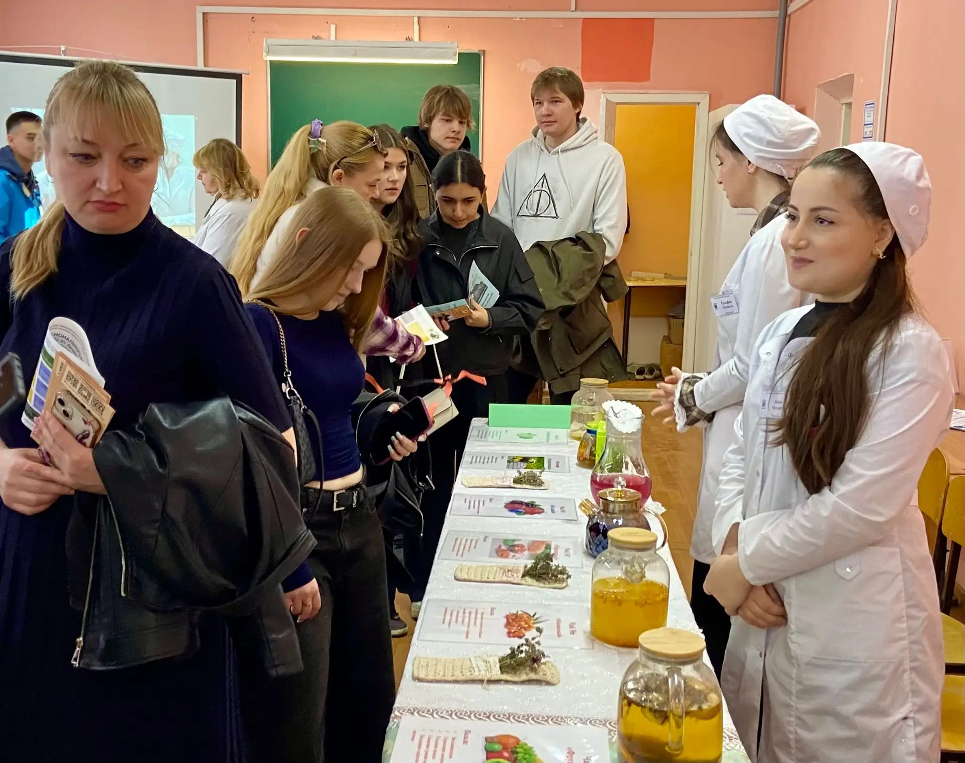 В медицинских колледжах будущим абитуриентам рассказали о предстоящем обучении   В Саратовском облас