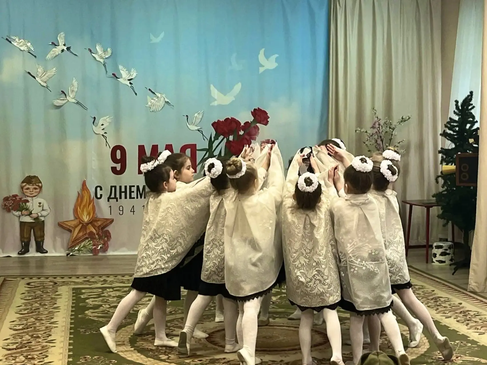 🤍 В сердце память о войне  К священному празднику Победы дошколята подготовили литературно-музыкальн