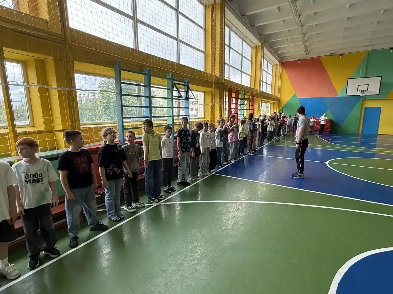 🏃‍♂️💪 Сегодня в нашем лагере прошёл спортивный кружок! 🌟 Дети с радостью участвовали в различных 