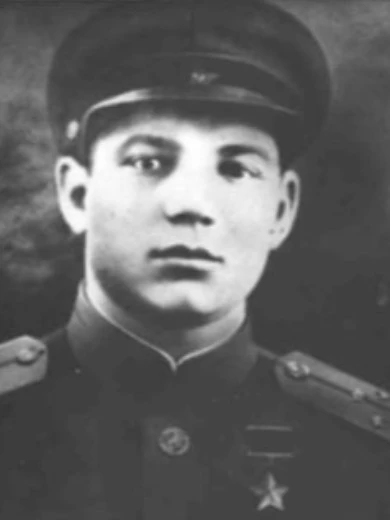 Иван Фёдорович Масловский

 Родился Иван Масловский 23 июля 1915 года в селе Данцевка (ныне — Богуча