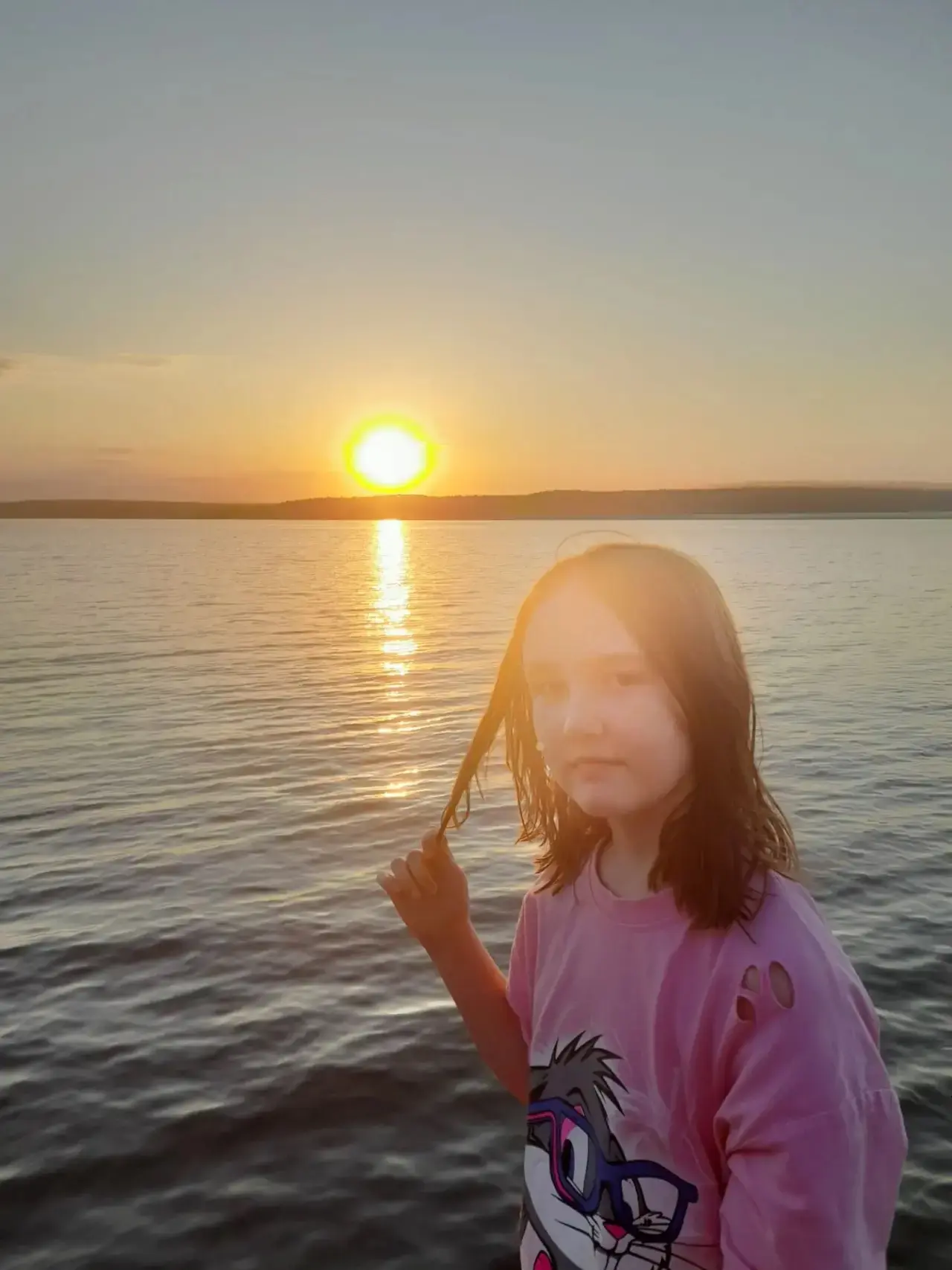☀️ Лето, Карманово, закат — идеальное комбо! 😍

Купание, тёплый песок и небо, переливающееся розово