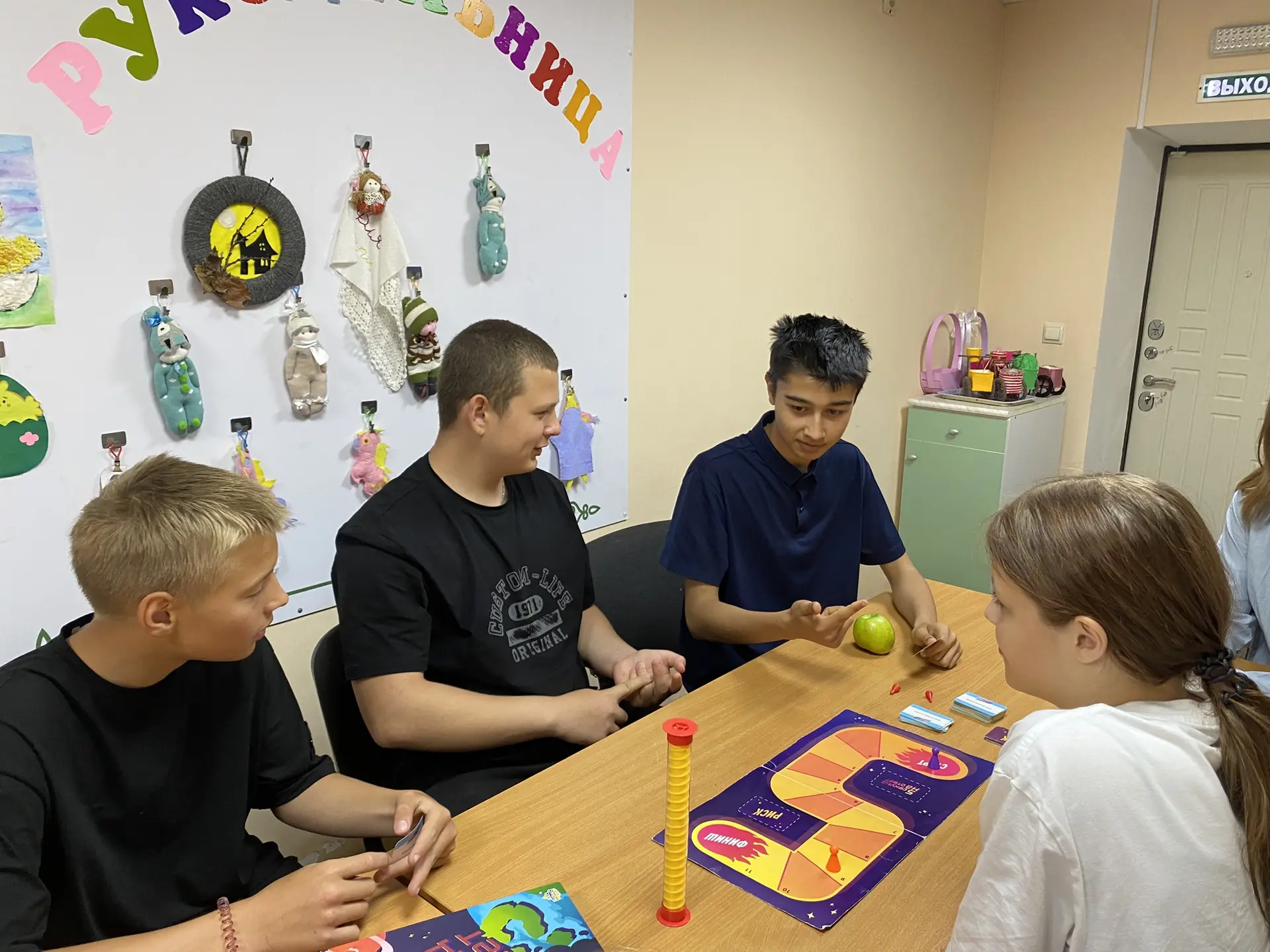 аши мероприятия 
✅ В клубе поселка Просторный прошла интеллектуальная игра «Ответь за 5 секунд»
👫На