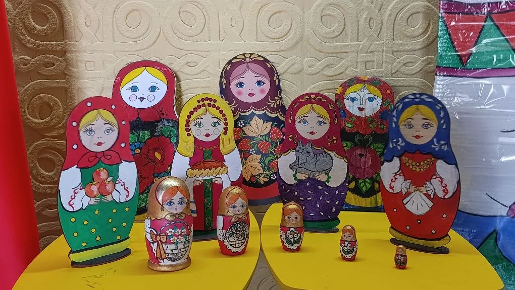 МБУ "Ровнопольский СДК"
🪆Матрешка - символ России🇷🇺 

К Дню России наши рукодельницы изготовили к