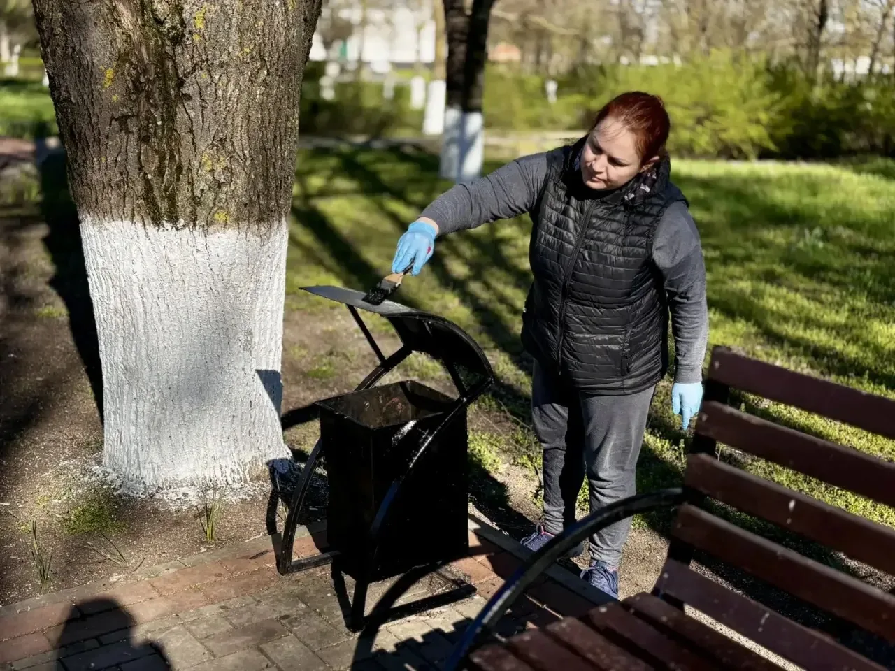 На субботник становись!  Жители всех поселений района активно включились в наведение порядка на улиц