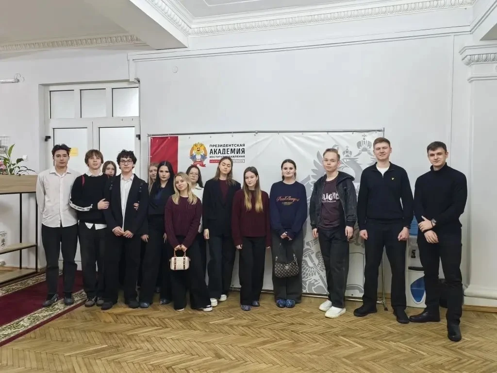 💫ПРОФМИНИМУМ💫 «Нижегородский институт управления»  Учащиеся 10б и 11а классов  участвовали в професс