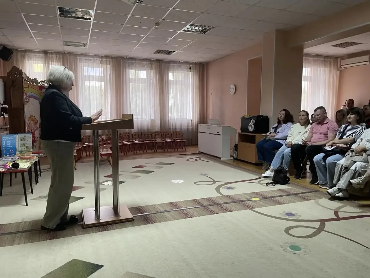 В дошкольных отделениях МАОУ Домодедовской СОШ №4 с УИОП прошли первые родительские соб...