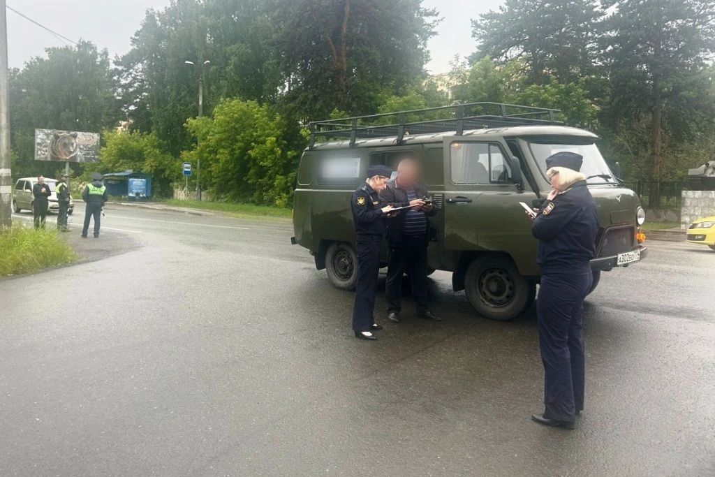 👮🚔 АПК «Дорожный пристав» и «Мобильный розыск» снова работали на дорогах Челябинской области. Сего