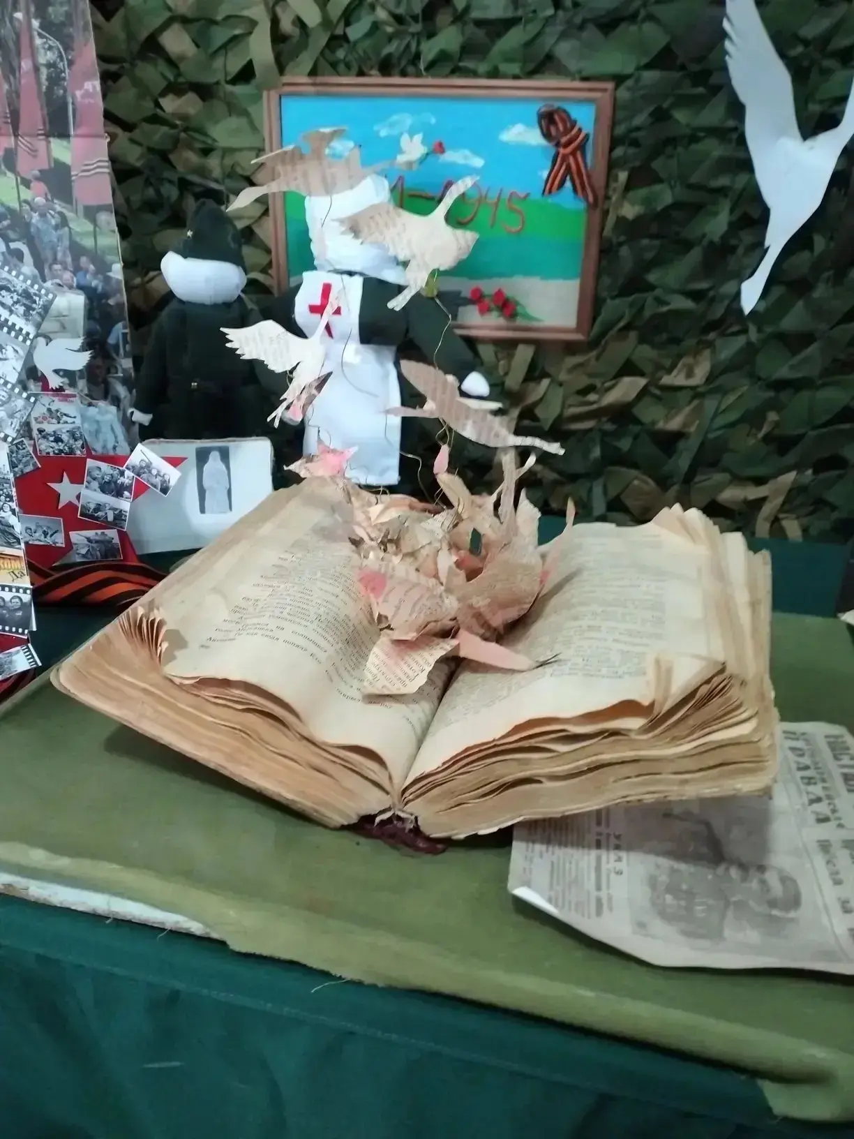 В СДК поселка Ахтарского прошел праздничный концерт «Благодарим за Победу».   Для жителей и гостей б