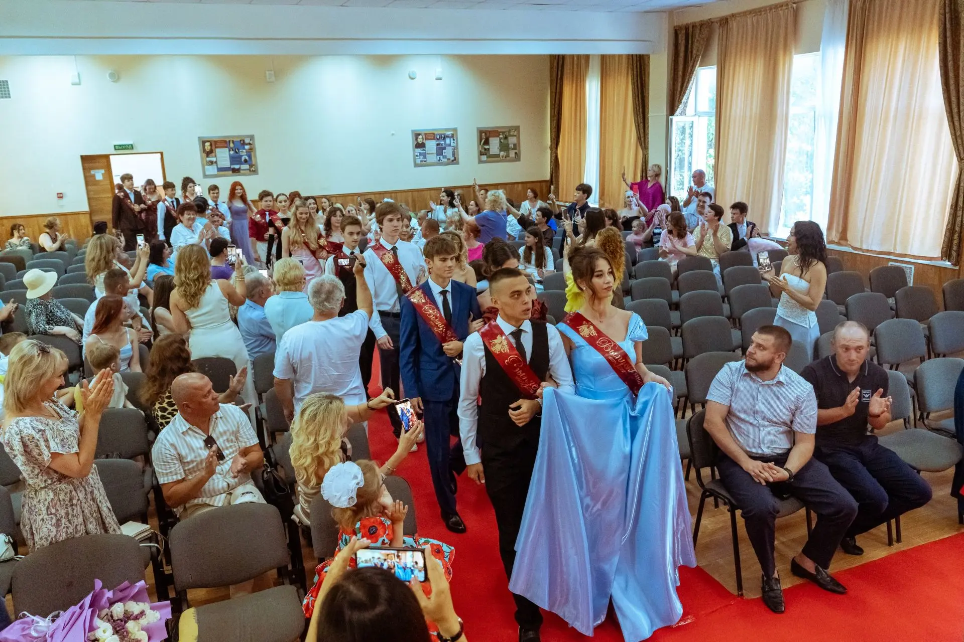Выпускной-2026!
27.06.2026г. во всех школах прошло торжественное мероприятие "Выпускной бал: вручени