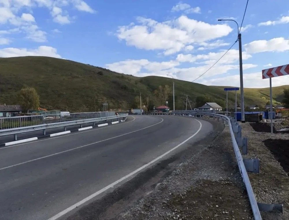 Два моста восстановили в Солонешенском районе Алтайского края