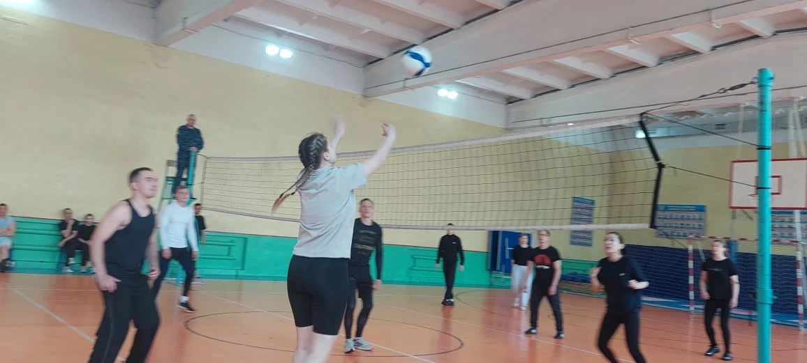 21.05.2026 в Учебном центре состоялись соревнования по волейболу среди переменного сост...