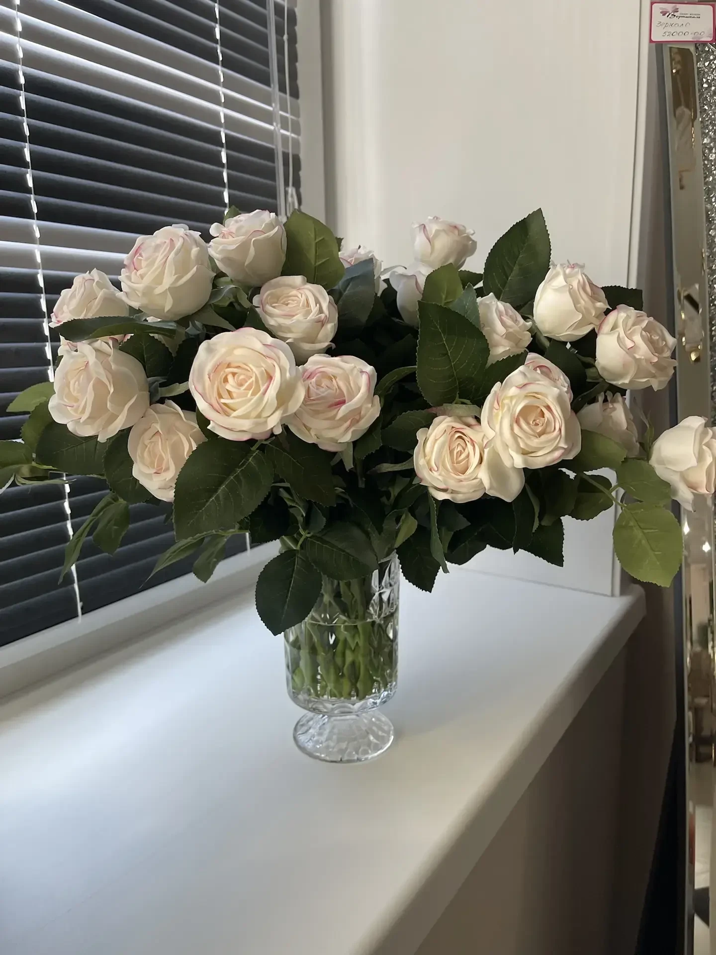 Кто спрашивал интерьерные композиции 👋, пришли три  небольших букета 💐