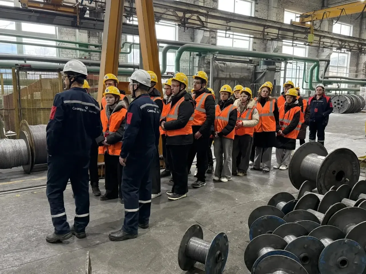 🧑‍🏭 Учащиеся 9 «Д» класса МОУ СШ №134 «Дарование» побывали на промышленном предприятии «Северсталь-м