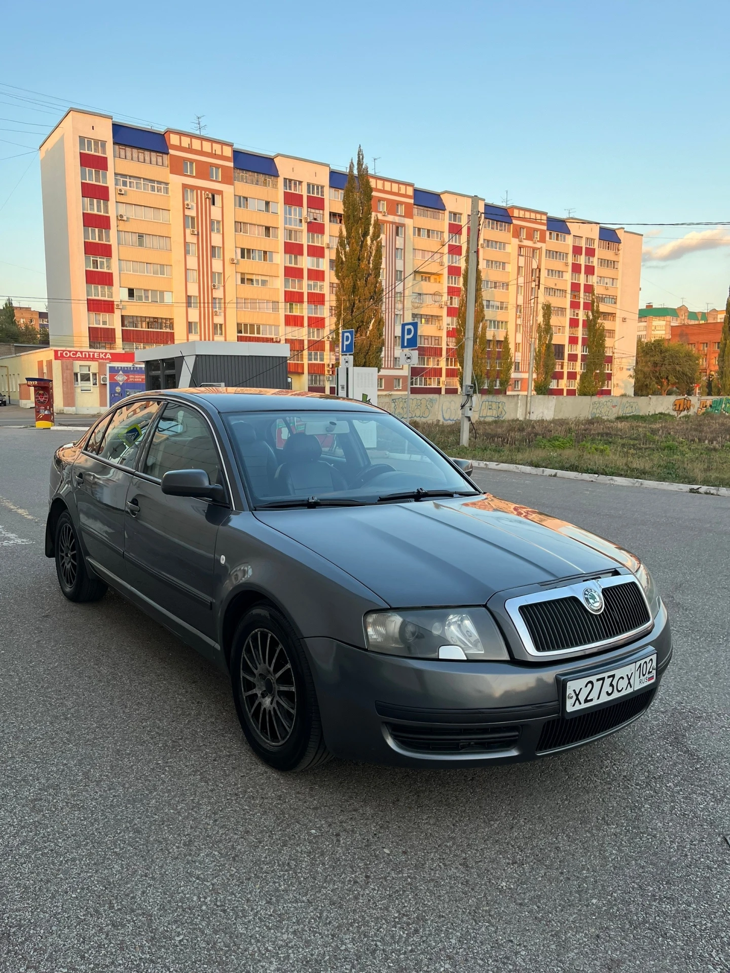 Skoda Superb, 1.8 МКПП (170 л.с.)