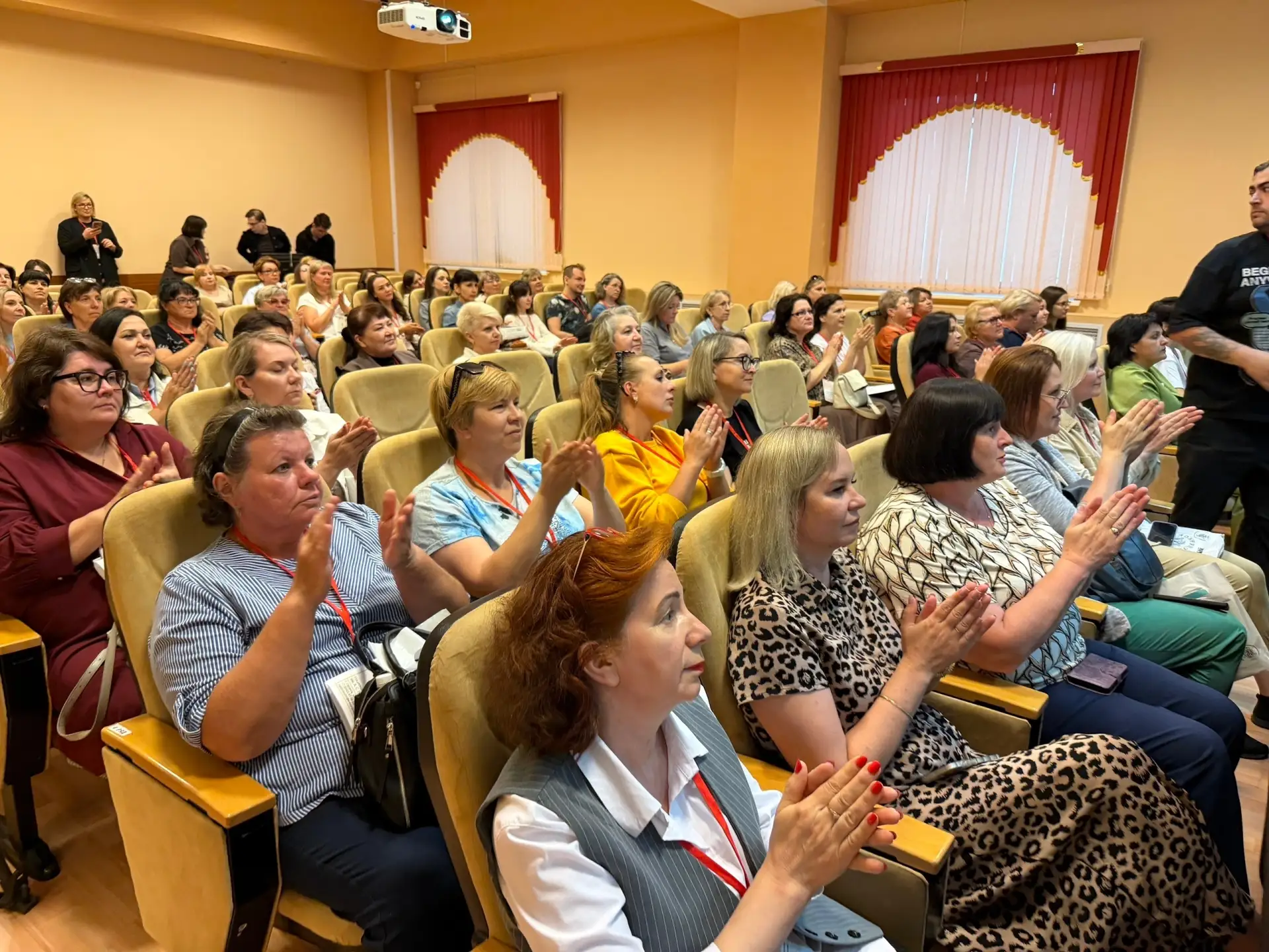 📢 17 июня в Пушкинке дан старт Межрегиональному семинару-практикуму «Реставрационные техники перепл