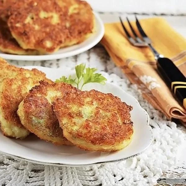 🐟 РЫБНЫЕ КОТЛЕТЫ — 110 ККАЛ

Минтай — доступная и диетическая рыба. Но из него сложно слепить котле