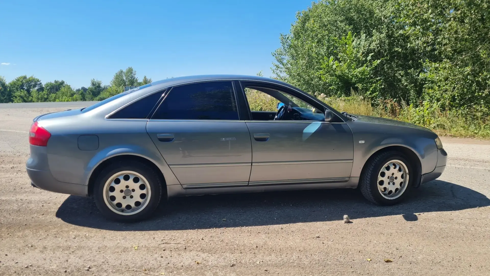 Продаю Audi А6, 2,8 МТ.
