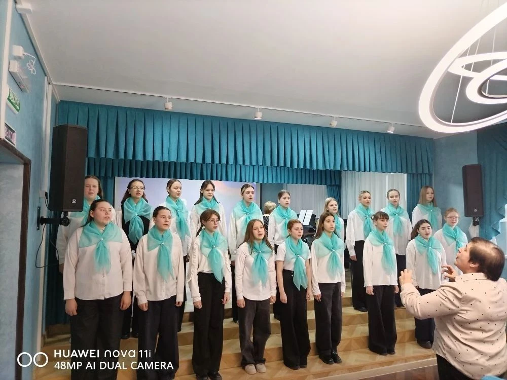 Для человека, любящего родную землю, во все века не было, нет, и не будет ничего дороже...