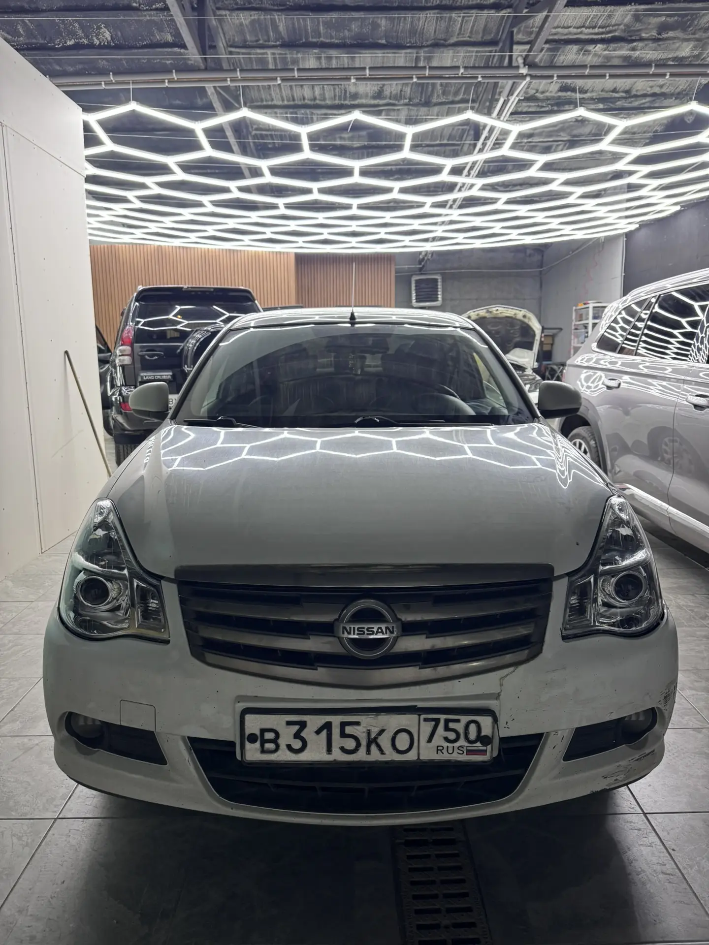 Nissan Almera g15