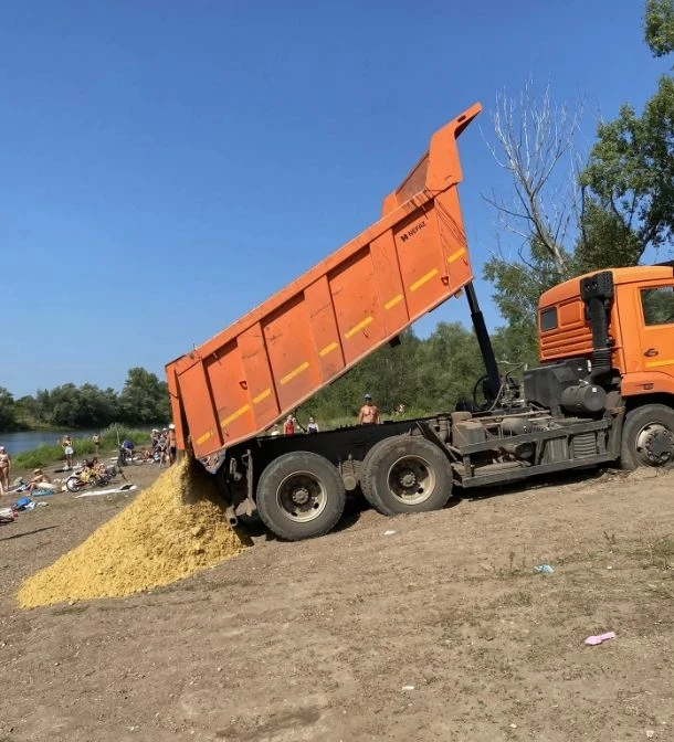 🤩 НА САЛАВАТСКИЙ ПЛЯЖ ВЕЗУТ НОВЫЙ ПЕСОК ДЛЯ КРУТОГО ОТДЫХА! Администрация Салавата сообщает о старт