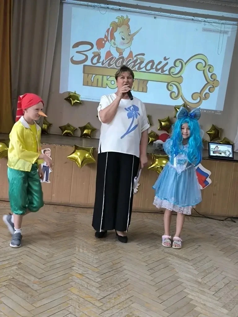 ФЕСТИВАЛЬ "ЗОЛОТОЙ КЛЮЧИК"
Талантливые дети, талантливо живут.👍👍👍
Талантливо танцуют, 💃 талантли