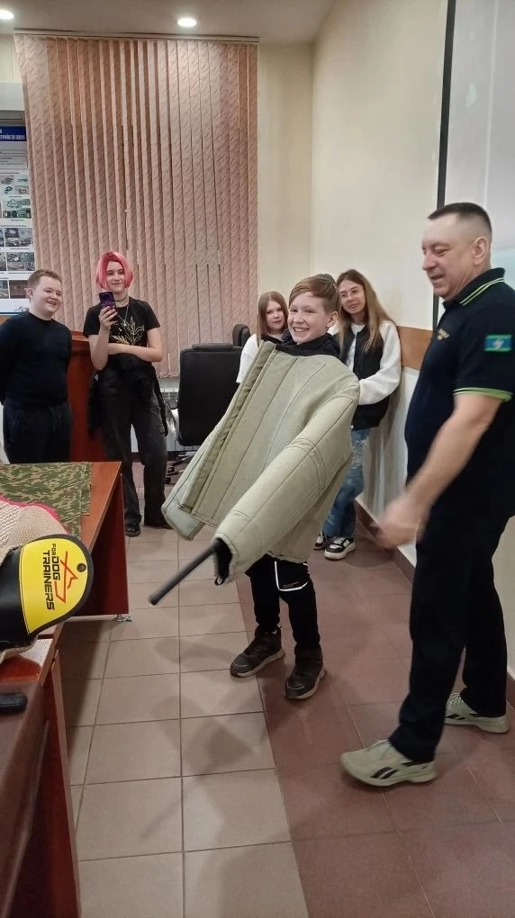 ПРОФОРИЕНТАЦИЯ В #МАОУСОШ222  🔁 Репост:  Наши ребята 6Г и ученики  из  6Д класса объединившись, съез