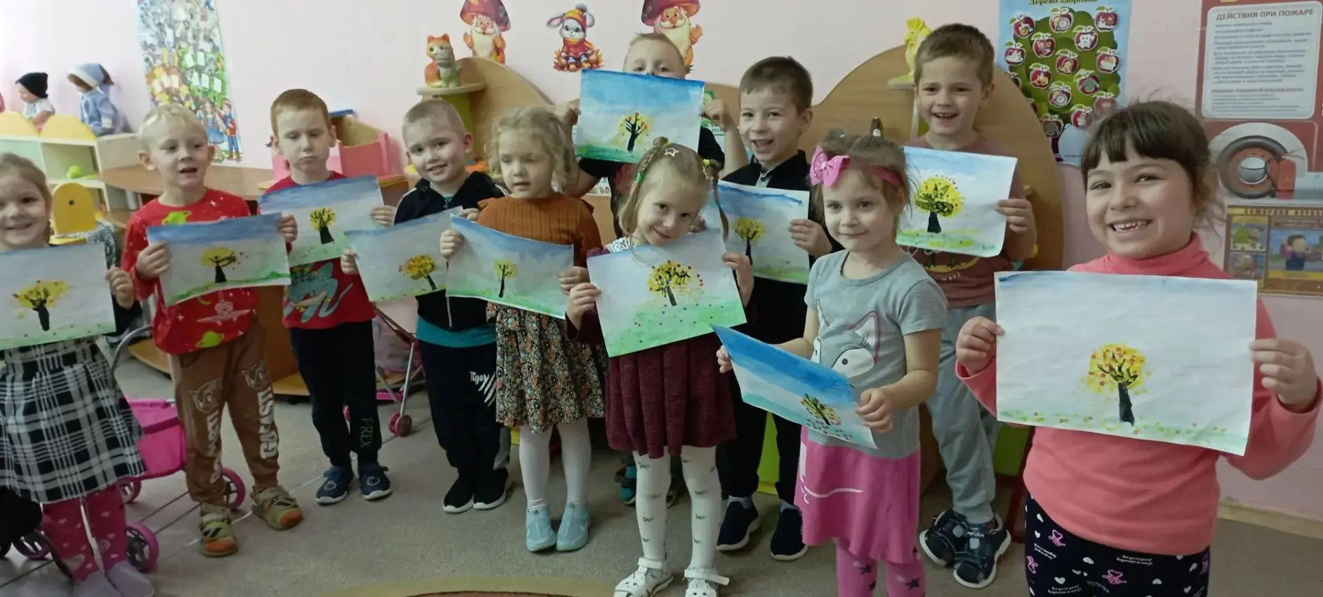 Осень — лучший художник! А наши «Пчёлки» — её самые талантливые ученики.🍁🐝