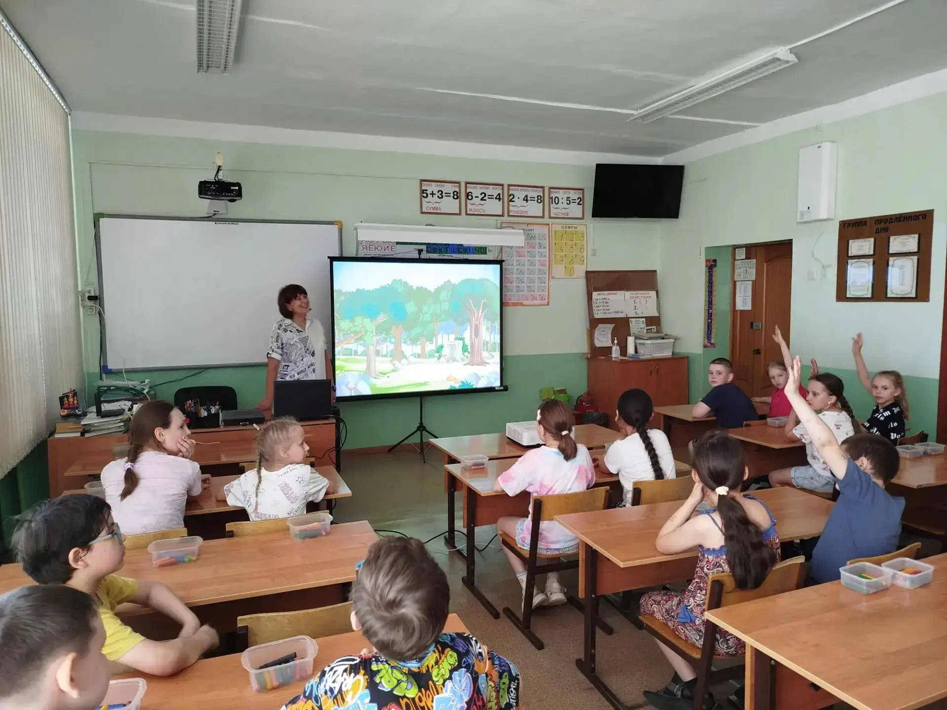 Как наши ребята спасали волшебный лес! 🖥️✨

Сегодня, 15 июня, в нашем пришкольном лагере школы №42 
